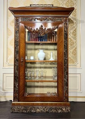 Majestic 1-Door Walnut Showcase – Gold-Patinated Detailing