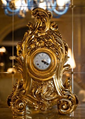 Royal Empire Table Clock – Hand-Carved Luxury Clock with Gold Leaf Finish
