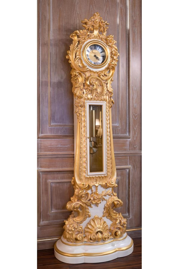 Royal Empire Pendulum Clock – Hand-Carved Ivory Lacquer Finish with Rose Gold Details