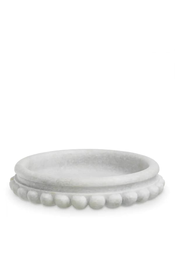 Exquisite Marble Bowl – White Stone Elegance with Sculpted Chain Design