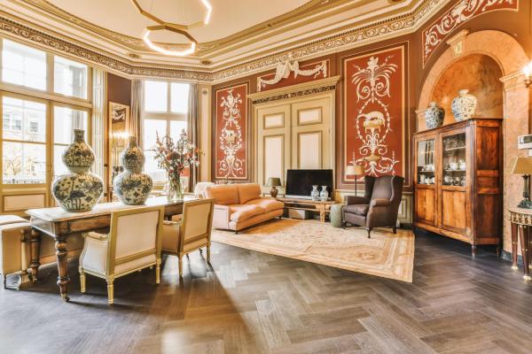 Small Details, Big Impact: European Trends in Luxury Home Décor