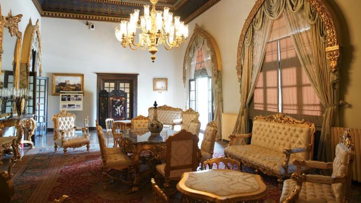 Wie Luxushotels königliche Möbel einsetzen, um das Gästeerlebnis zu verbessern