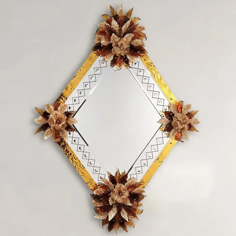 Espejo de Pared de Lujo Floral Diamante con Opciones de Acabado en Vidrio Ámbar Dorado y Rosa por Luxury Group International