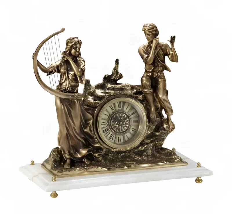 Reloj de Mesa de Bronce Barroco de Lujo con Arpista y Flautista sobre Base de Piedra Blanca por Luxury Group International