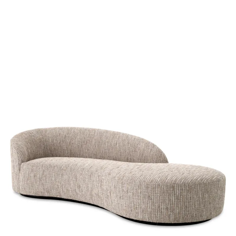 Canapé Chaise Longue Courbé Beige de Luxe au Design Sculptural Rembourré - Mobilier de Luxe pour Hôtels Vue de face par Luxury Group International