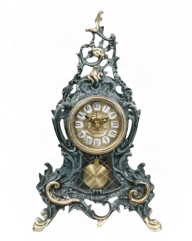 Reloj de Mesa de Bronce de Lujo con Marco de Arabescos Barrocos y Péndulo Decorativo por Luxury Group International