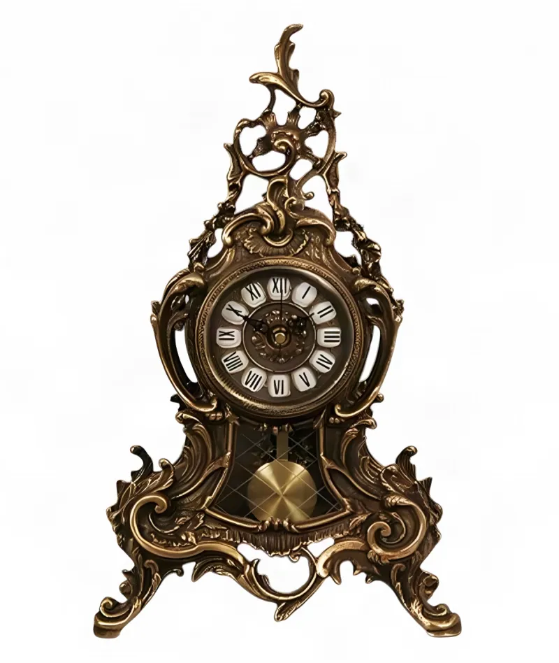 Reloj de Mesa de Bronce de Lujo con Marco de Arabescos Barrocos y Péndulo Decorativo por Luxury Group International