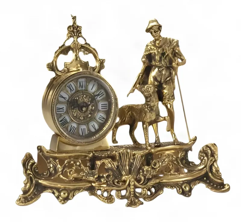 Horloge de Table en Bronze de Luxe avec Figure de Berger et Base Ornementale Baroque par Luxury Group International