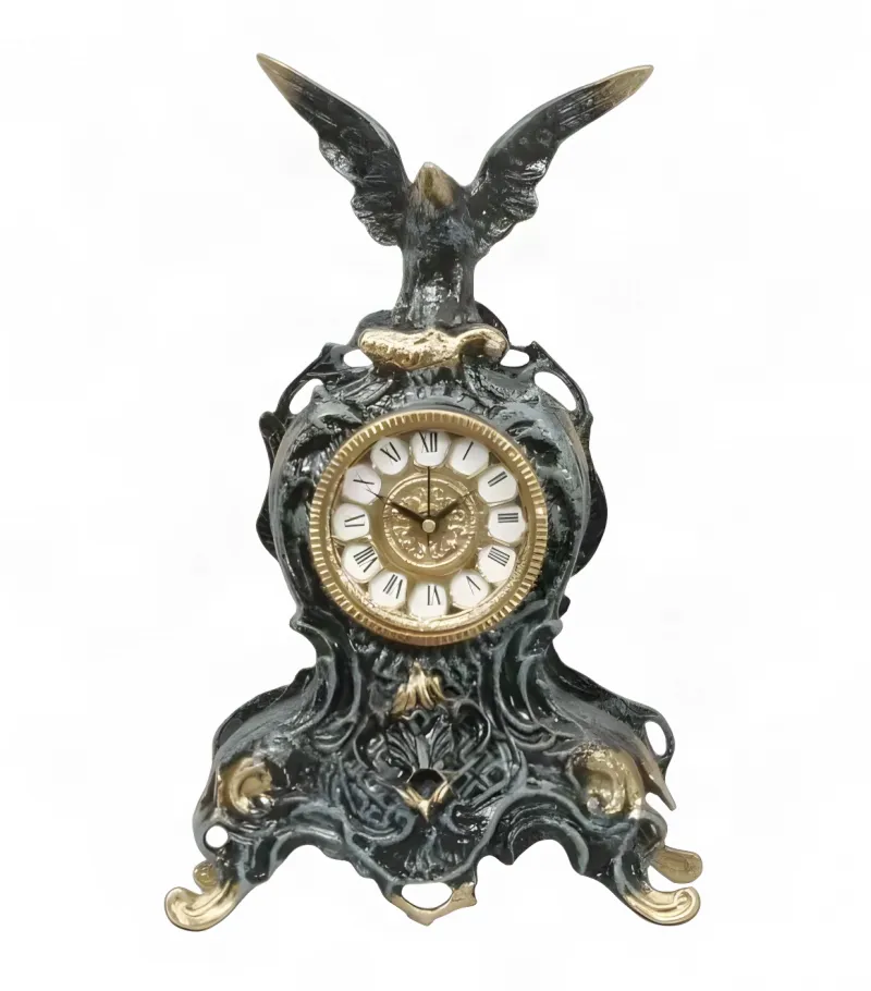 Orologio da Tavolo di Lusso in Bronzo con Aquila dalle Ali Spiegate e Finitura Dipinta a Mano Vista frontale di Luxury Group International