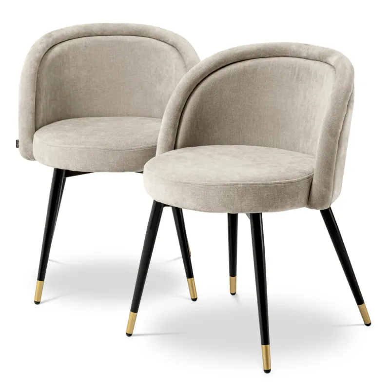Juego de 2 Sillas de Comedor Tapizadas en Crema de Lujo con Patas Negras y Doradas - Sillas de Comedor de Lujo Vista frontal por Luxury Group International
