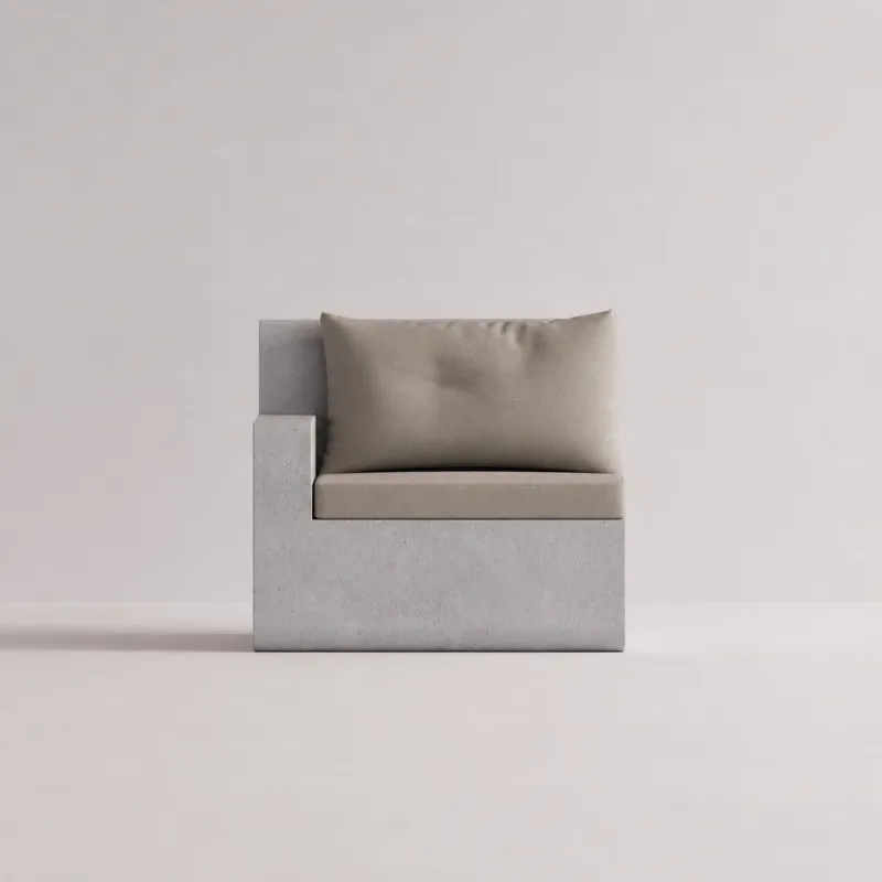 Luxus Outdoor Sofa-Einheit mit linker Armlehne, grauem Betonfuß und taupe-beigen Kissen – Moderne Möbel Vorderansicht von Luxury Group International