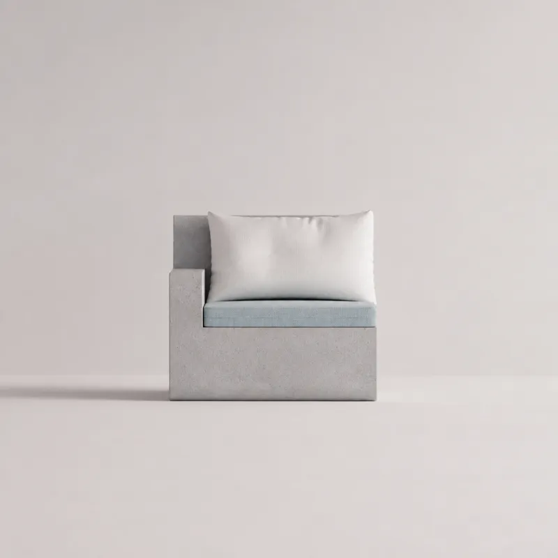 Luxus Outdoor Modulares Sofa mit grauer Betonbasis und hellblauem Sitzkissen – Gartenmöbel Vorderansicht von Luxury Group International