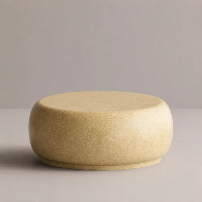 Table Basse Ronde de Luxe au Design Sculptural Imitation Pierre par Luxury Group International