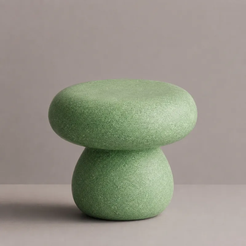 Luxus Skulpturaler Couchtisch mit modernem Sockeldesign von Luxury Group International