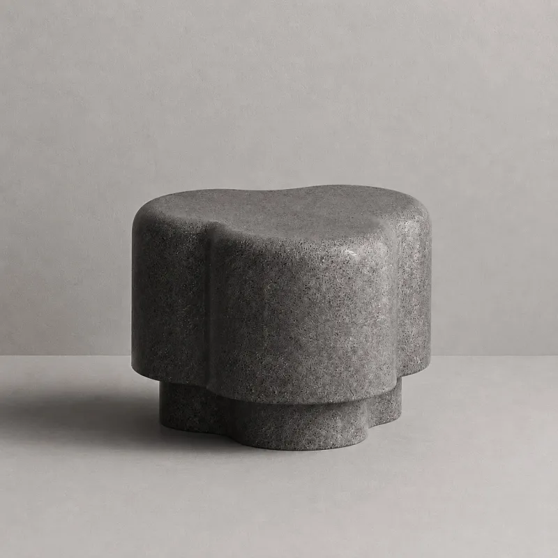 Table basse sculpturale de luxe au design moderne organique et doux par Luxury Group International