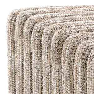 Luxus Beige Gerippte Gepolsterte Bank Ottoman für Elegante Innenräume - Luxus Hotelmöbel von Luxury Group International