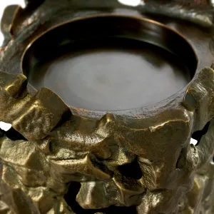 Portacandele scultoreo a colonna in bronzo anticato con texture traforata - Arredamento per hotel di lusso Vista dettaglio di Luxury Group International
