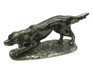 Escultura de bronce de perro setter de rastreo de lujo sobre base texturizada Vista frontal por Luxury Group International
