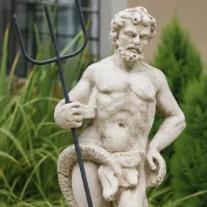 Scultura da Giardino Classica di Nettuno di Lusso con Tridente e Dettagli Marini - Scultura Classica di Lusso Vista dettaglio di Luxury Group International