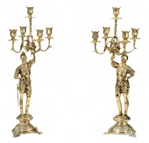 Luxuriöses Barock-Kerzenhalter-Duo mit fünf Armen und skulptiertem stehenden Krieger als Basis - Kerzenhalter von Luxury Group International