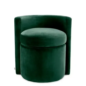 Tabouret en velours vert avec dossier incurvé et assise rembourrée aux contours arrondis - Mobilier d'hôtel de luxe Vue de face par Luxury Group International