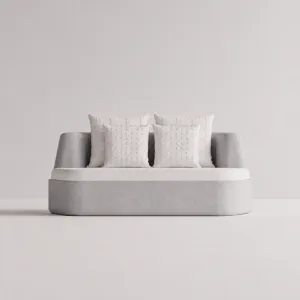 Sofá Curvo de Exterior en Gris Claro y Blanco con Cojines Texturizados – 178 cm - Mobiliario de Hotel de Lujo Vista frontal por Luxury Group International