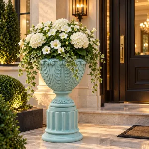 Jardinera de Urna de Lujo con Hojas de Acanto y Borde con Volutas Esculpidas - Maceteros de Lujo Vista lifestyle por Luxury Group International