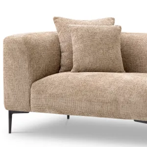 Divano Angolare Beige di Lusso con Chaise e Gambe in Metallo Nero - Mobili di Lusso per Hotel Vista dettaglio di Luxury Group International