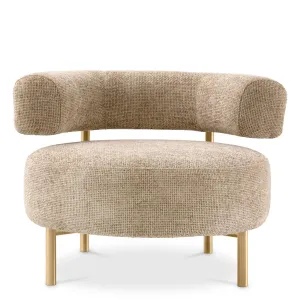 Sillón Lounge Tapizado Beige de Lujo con Estructura Metálica Dorada - Mobiliario de Hotel de Lujo Vista frontal por Luxury Group International