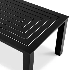 Luxus Schwarzer Aluminium Outdoor-Esstisch für Hotels & Resorts – Luxus Hotelmöbel Detailansicht von Luxury Group International