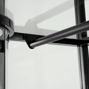 Luxus Schwarzer Glasvitrinenschrank mit Klassischem Architektonischem Rahmen – Luxus Hotelmöbel Detailansicht von Luxury Group International