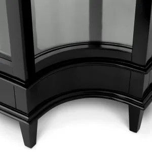 Luxus Schwarzer Glasvitrinenschrank mit Klassischem Architektonischem Rahmen – Luxus Hotelmöbel Detailansicht von Luxury Group International