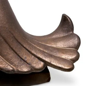 Sculpture de Pigeon à Finition Bronze avec Détails Sculptés des Plumes - Mobilier d'Hôtel de Luxe Vue détaillée par Luxury Group International