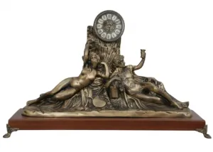 Luxus-Bronze-Tischuhr mit Adam- und Eva-Barockskulptur auf Holzsockel Vorderansicht von Luxury Group International