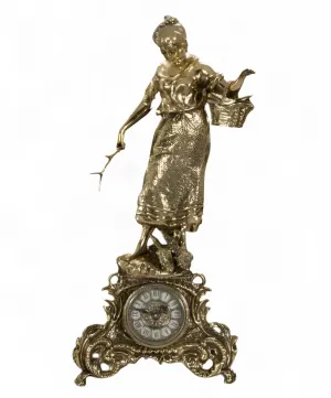 Luxus-Bronze-Tischuhr mit Skulptur einer Dame mit Korb und barockem Rankenfuß von Luxury Group International