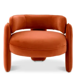 Sillón de Salón de Terciopelo Naranja Quemado de Lujo con Respaldo Curvo - Mobiliario de Hotel de Lujo Vista frontal por Luxury Group International