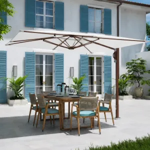 Parasol déporté de luxe avec toile rectangulaire élégante pour espaces extérieurs Vue lifestyle par Luxury Group International
