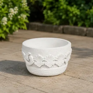 Vaso da Giardino Rotondo Compatto di Lusso con Motivo a Stelo Botanico Scolpito - Vasi di Lusso Vista lifestyle di Luxury Group International