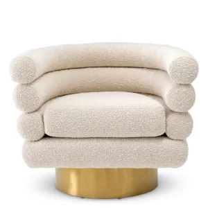 Luxuriöser Sessel aus cremefarbenem Bouclé mit mehrschichtigem Rollendesign und goldenem Fuß – 87 cm – Luxus-Hotelmöbel Vorderansicht von Luxury Group International