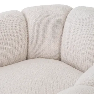 Sillón Lounge de Lujo en Bouclé Crema con Base Giratoria Dorada - Mobiliario de Hotel de Lujo Vista detalle por Luxury Group International