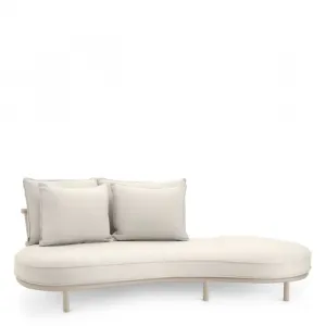 Luxus Cremefarbenes Garten-Sofa mit geschwungenem Design und gepolstertem Daybed – Luxus Hotelmöbel Vorderansicht von Luxury Group International