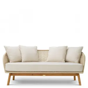 Luxus Creme Rattan Sofa mit Naturholzrahmen & Kissen – Luxus Hotelmöbel Vorderansicht von Luxury Group International
