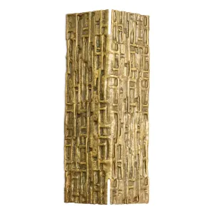 Lampada da Parete Scultorea di Lusso Dorata con Design Geometrico Testurizzato – 40 cm - Lampada da Parete di Lusso Vista frontale di Luxury Group International