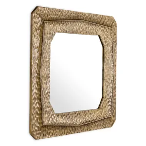 Specchio da parete di lusso “Golden Square” con cornice dalla texture martellata – 100 cm - Arredamento di lusso per hotel Vista frontale di Luxury Group International