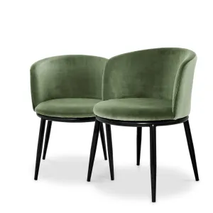 Juego de 2 Sillas de Comedor Tapizadas en Verde de Lujo con Patas de Metal Negro - Mobiliario de Hotel de Lujo Vista frontal por Luxury Group International