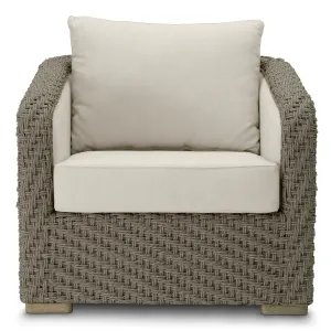 Luxuriöser Outdoor-Sessel aus grauem Kunstrattan mit sandfarbenen Kissen – 90 cm – Luxuriöse Hotelmöbel Vorderansicht von Luxury Group International
