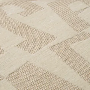 Luxus Elfenbeinfarbenes Sofa mit geometrischem Muster für zeitgenössische Wohnzimmer Detailansicht von Luxury Group International
