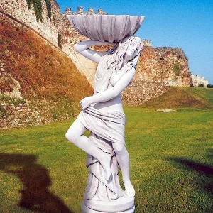 Sculpture de Jardin de Jeune Fille de Luxe avec Bassin en Coquillage et Drapé Flottant - Sculpture Classique de Luxe Vue de face par Luxury Group International