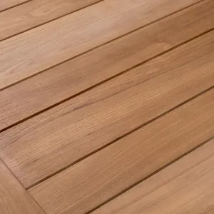 Luxus Esstisch für den Außenbereich aus Naturholz mit Lattenplatte – 245 cm - Luxus Hotelmöbel Detailansicht von Luxury Group International