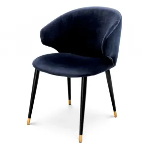 Luxus Esszimmerstuhl aus marineblauem Samt mit schwarzen & goldenen Metallbeinen – Luxus Hotelmöbel Vorderansicht von Luxury Group International